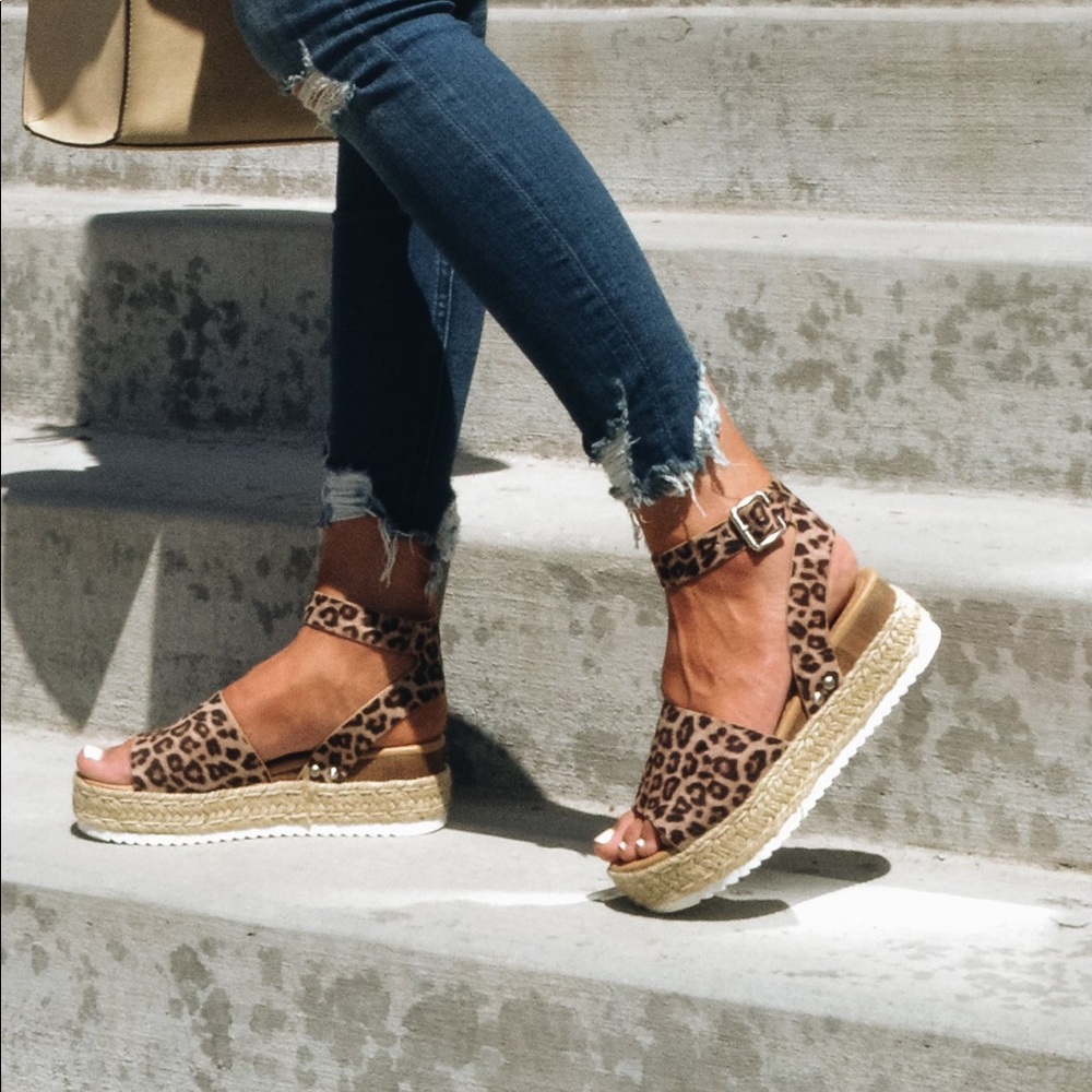 NEW ARRIVALS LADIES LEOPARD PLATFORM ESPADRILLE - Picture 4 of 9